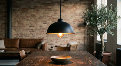 zwarte-metalen-industriele-hanglamp-globo-hermi-variant-image1