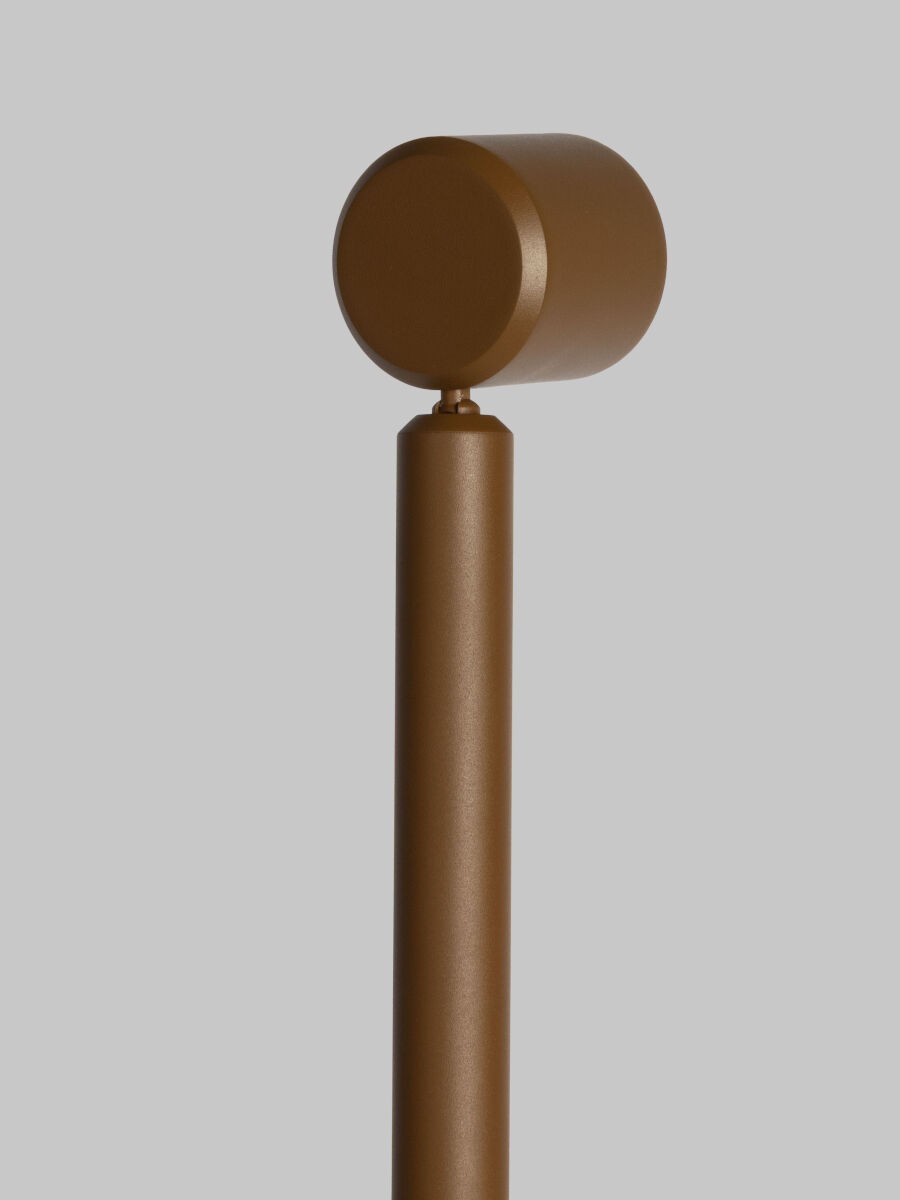 Lampada da terra in alluminio marrone elegante It's About RoMi Milan – immagine 3