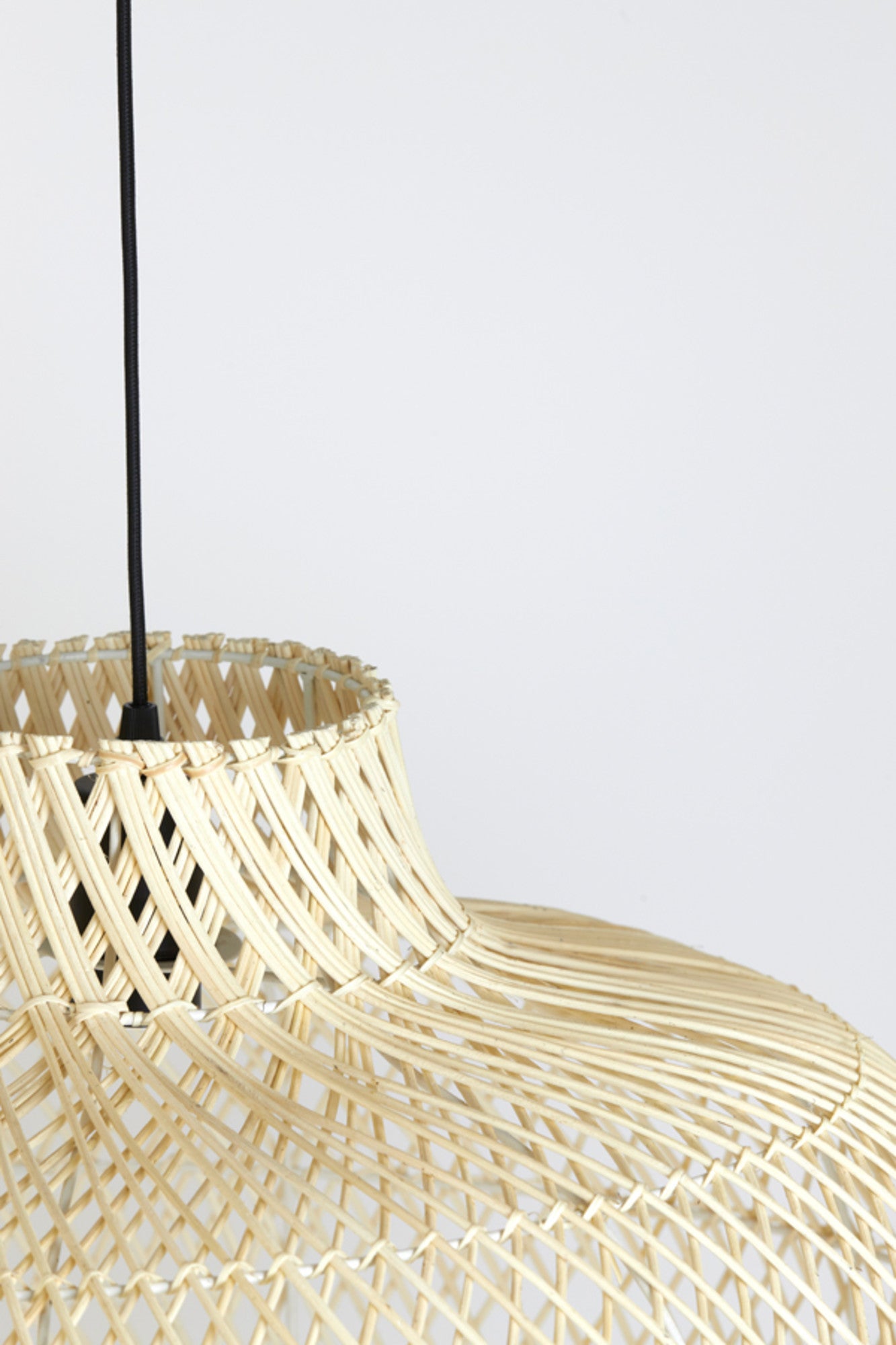 rustieke-witte-rotan-hanglamp-light-living-charita-variant-image3