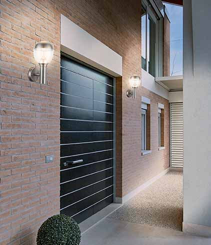 stalen-klassieke-buitenlamp-bolvormig-globo-callisto-variant-image1