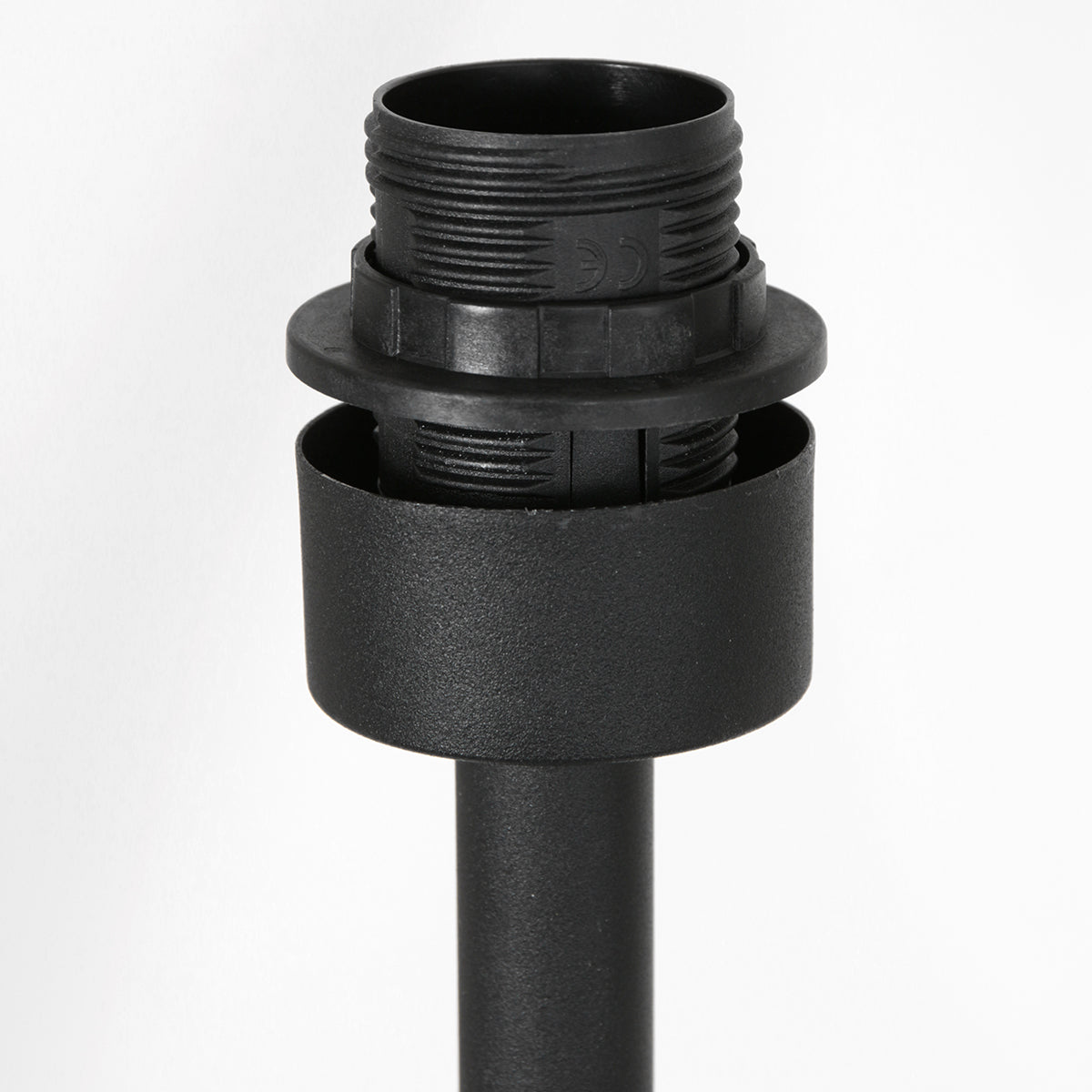 vloerlamp-driepoot-naturel-hout-zwart-metaal-mexlite-triek-variant-image5