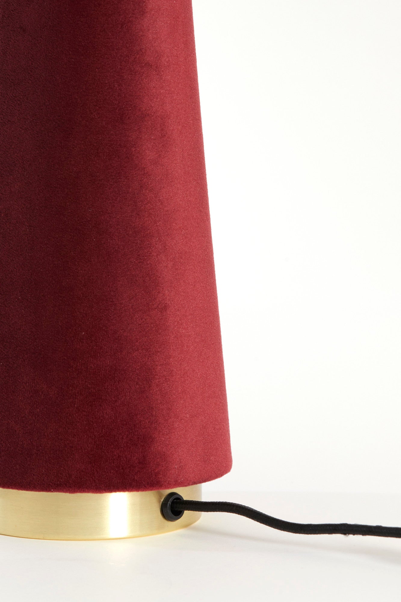 rode-tafellamp-fluweel-vintage-light-living-devia-variant-image6