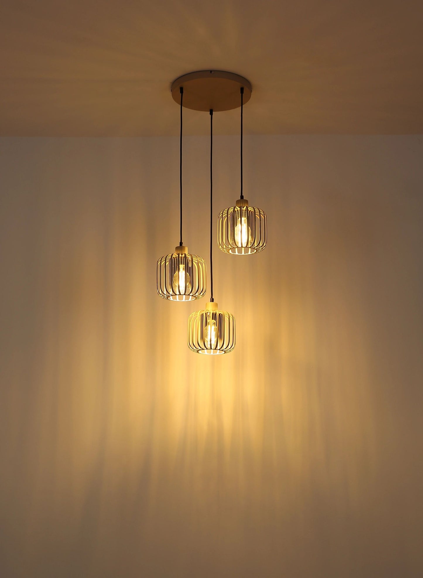 moderne-vintage-hanglamp-met-metalen-mesh-alfred-variant-image3