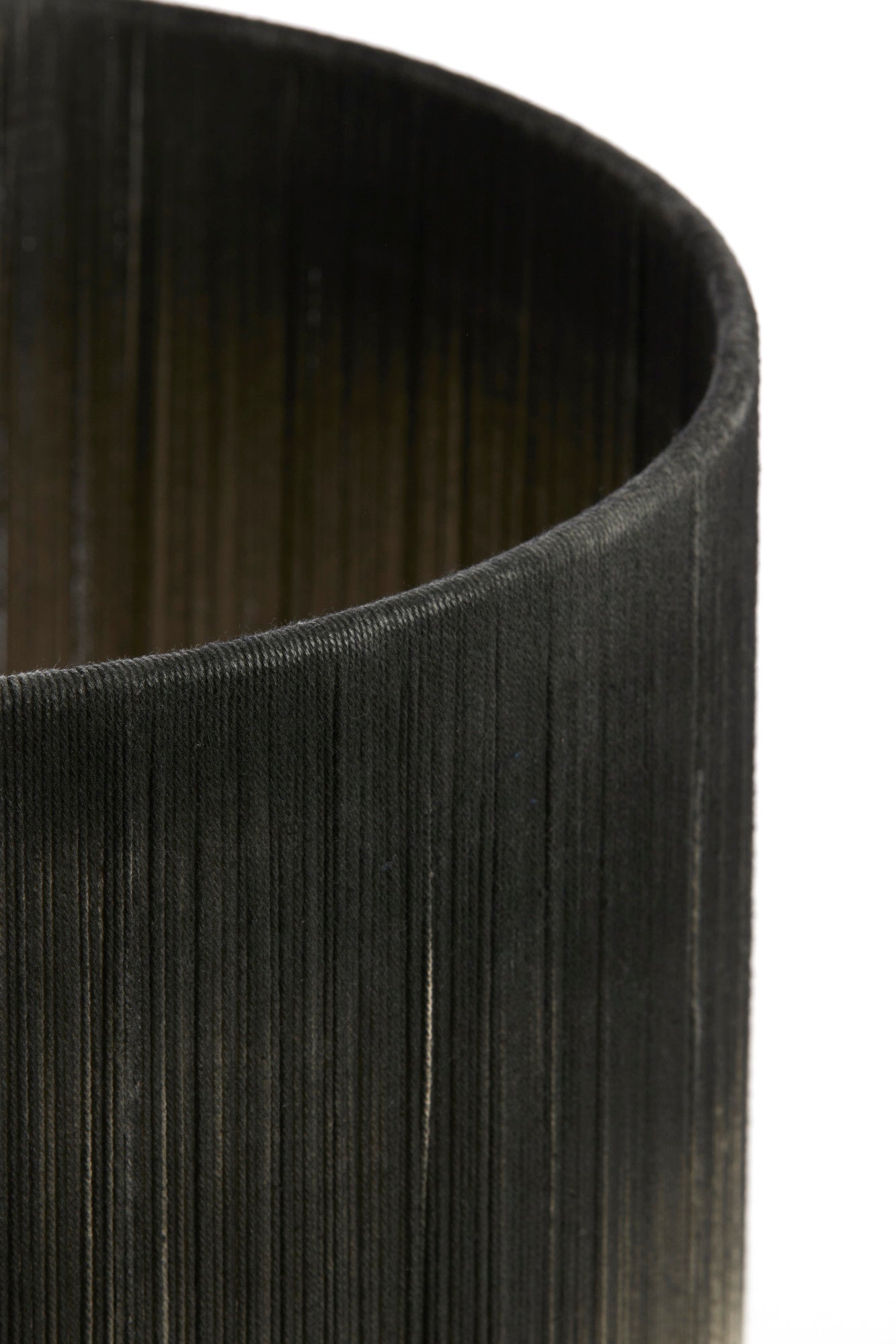 zwart-grijze-cilindrische-lampenkap-light-living-tossa-variant-image5