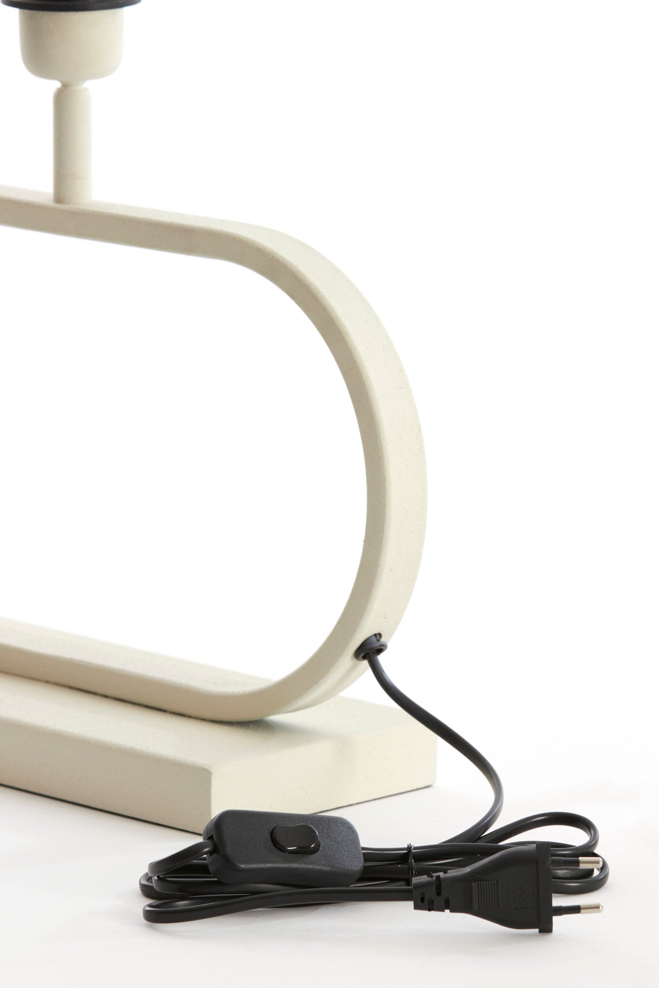 ovale-witte-lampbasis-light-living-jamiro-variant-image7