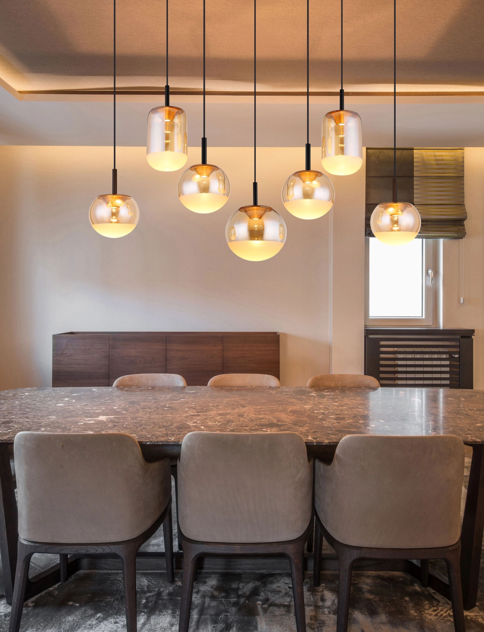 hanglamp-met-uniek-ontwerp-en-glazen-severin-variant-image4