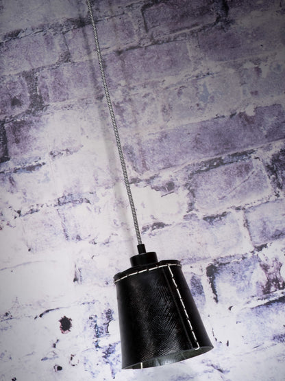 vintage-zwarte-rubberen-hanglamp-good-mojo-amazon-variant-image2