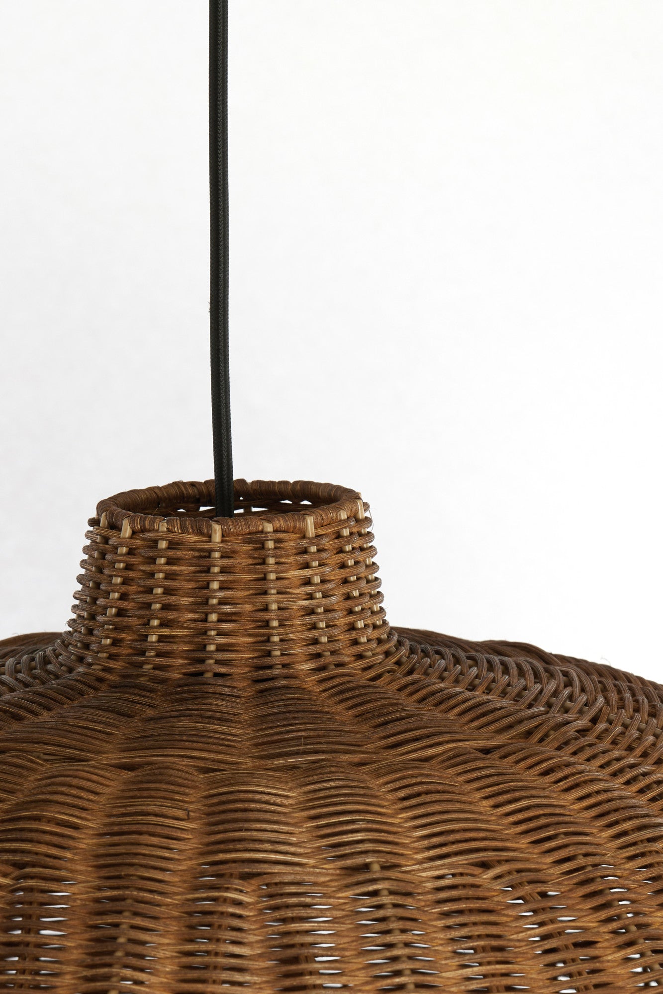 donkerbruin-rotan-hanglamp-sfeervol-light-living-melzor-variant-image5