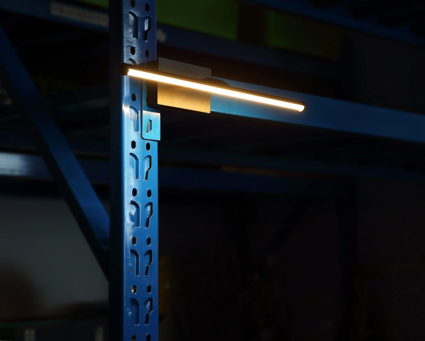 moderne-wandlamp-met-afstandsbediening-jaime-i-variant-image9