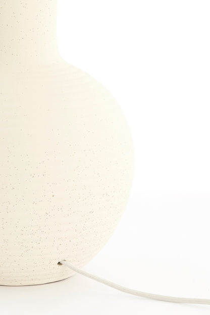 verfijnde-witte-keramieken-lampvoet-light-living-ulloa-variant-image4
