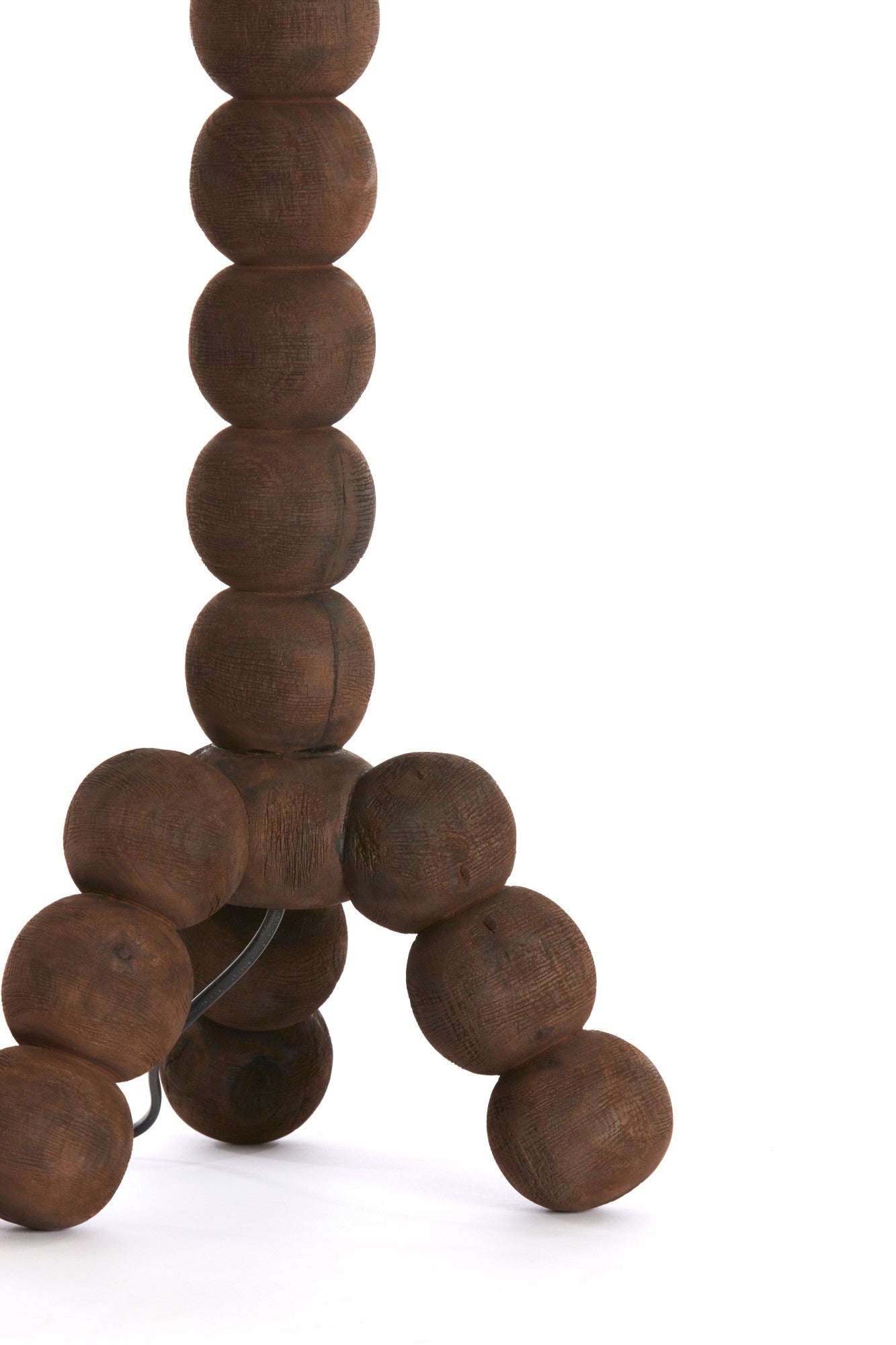 donkerbruine-tafellamp-bollen-hout-light-living-veglio-variant-image7