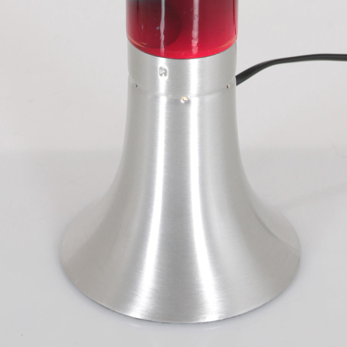 stalen-lavalamp-met-rode-lava-mexlite-volcan-variant-image5