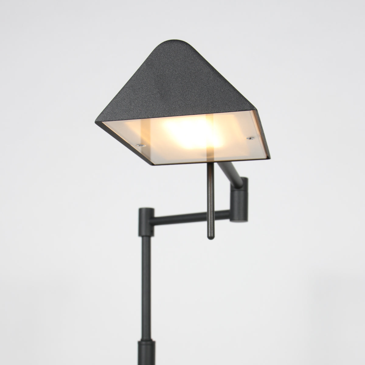 oplaadbare-zwarte-vloerlamp-met-verstelbare-arm-mexlite-glowgo-variant-image4