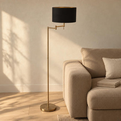 Mexlite Bella golvlampa i brons med svart skärm – miljöbild