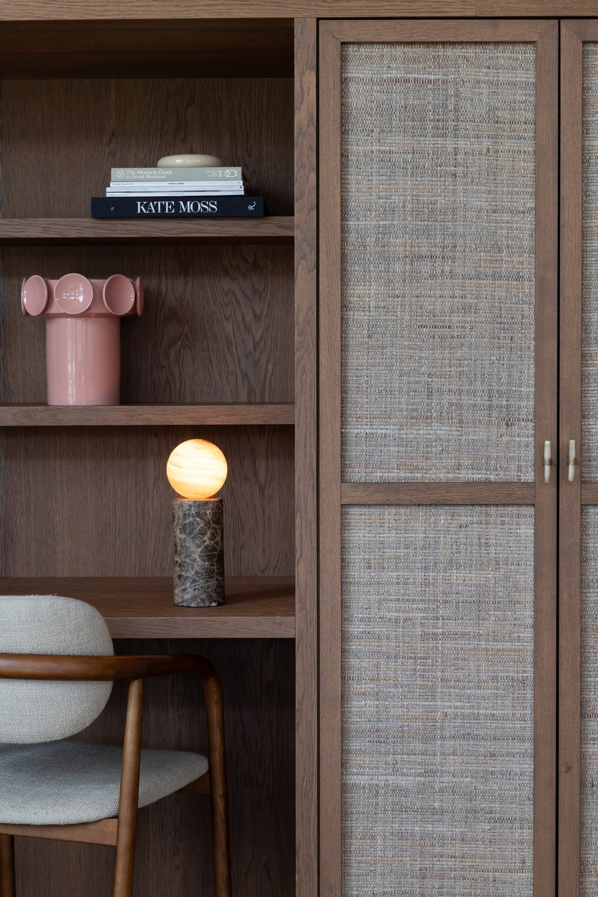 Lâmpada de mesa de mármore marrom elegante It's About RoMi Tivoli – imagem 1