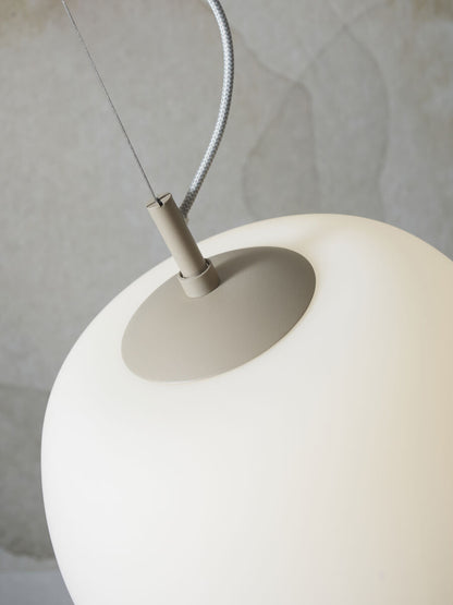 glazen-ronde-witte-scandinavische-hanglamp-its-about-romi-sapporo-variant-image5