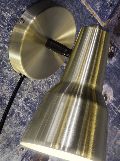 metalen-retro-wandlamp-goud-its-about-romi-valencia-variant-image2