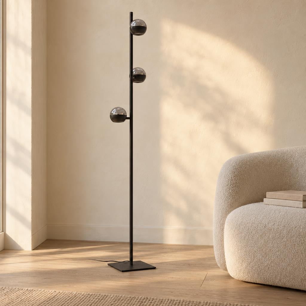 zwarte-design-vloerlamp-3-lichts-glas-met-bubbeltjes-steinhauer-belluno-ai-sfeer_image