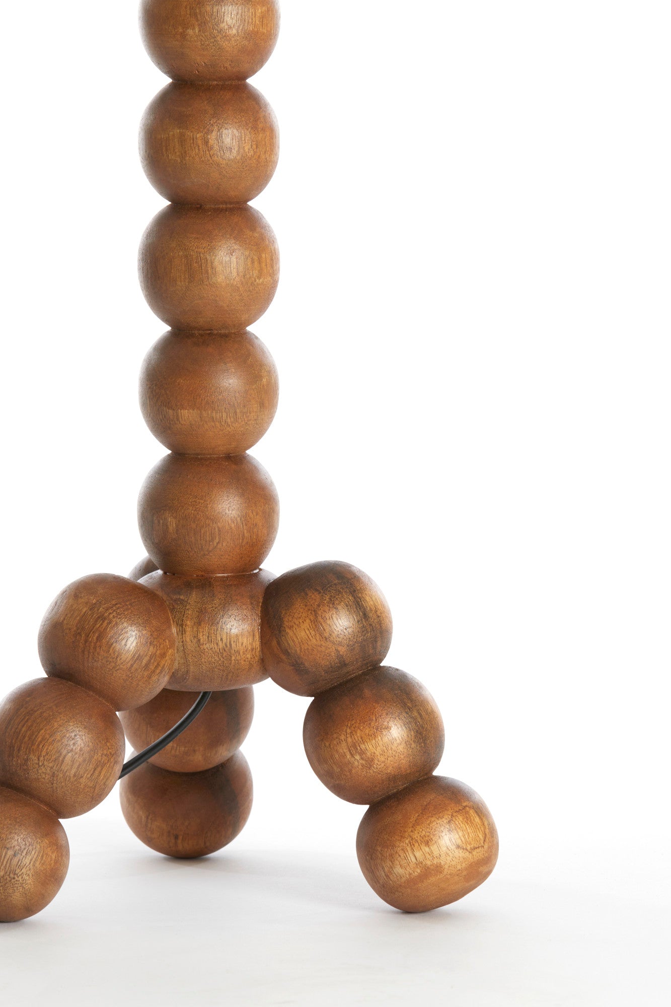 lichtbruine-houten-bollen-tafellamp-light-living-veglio-variant-image7