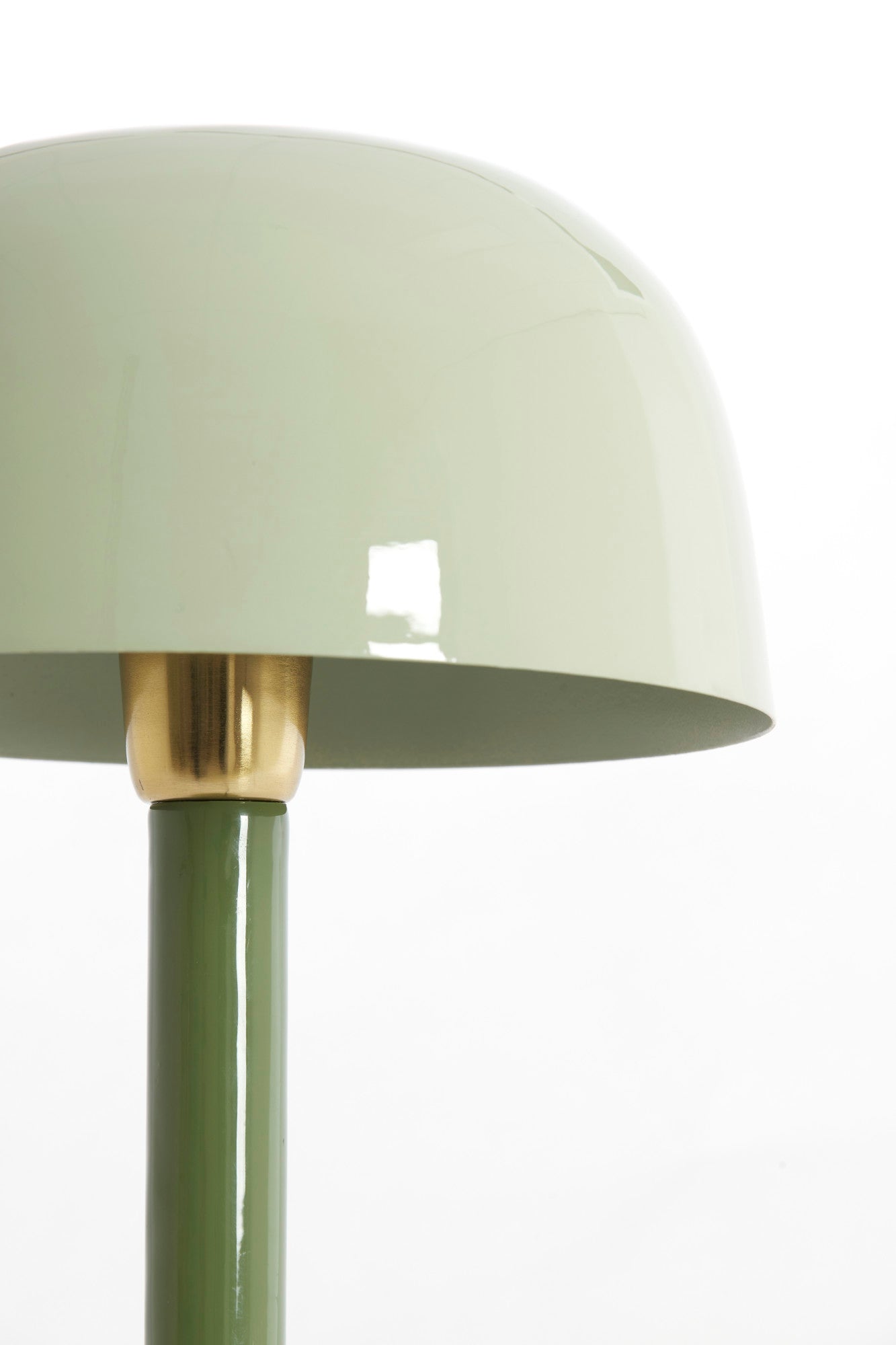 retro-tafellamp-olijf-en-lichtgroen-vrolijke-twist-light-living-marivet-variant-image2