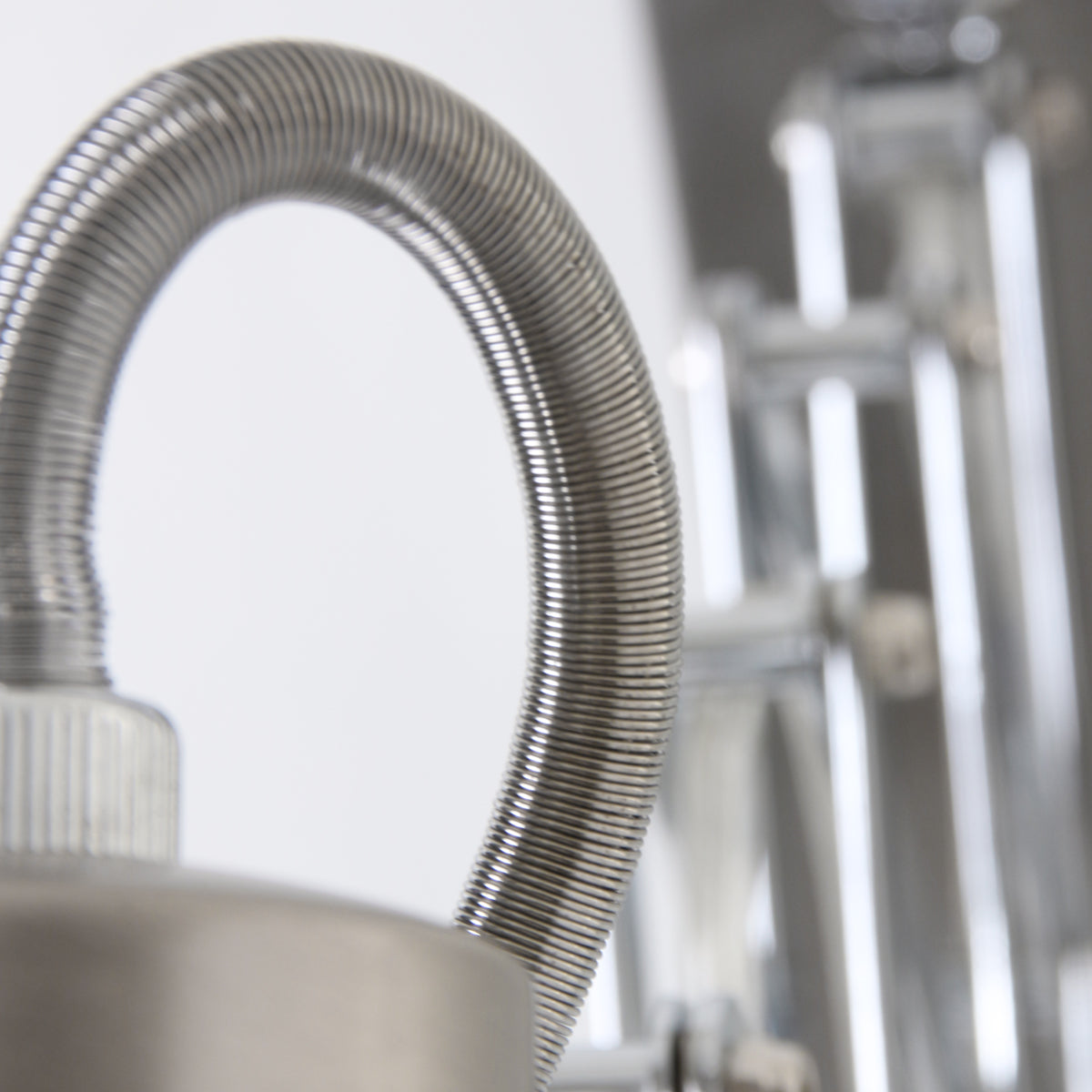 uittrekbare-wandlamp-staal-dimmer-steinhauer-spring-variant-image4