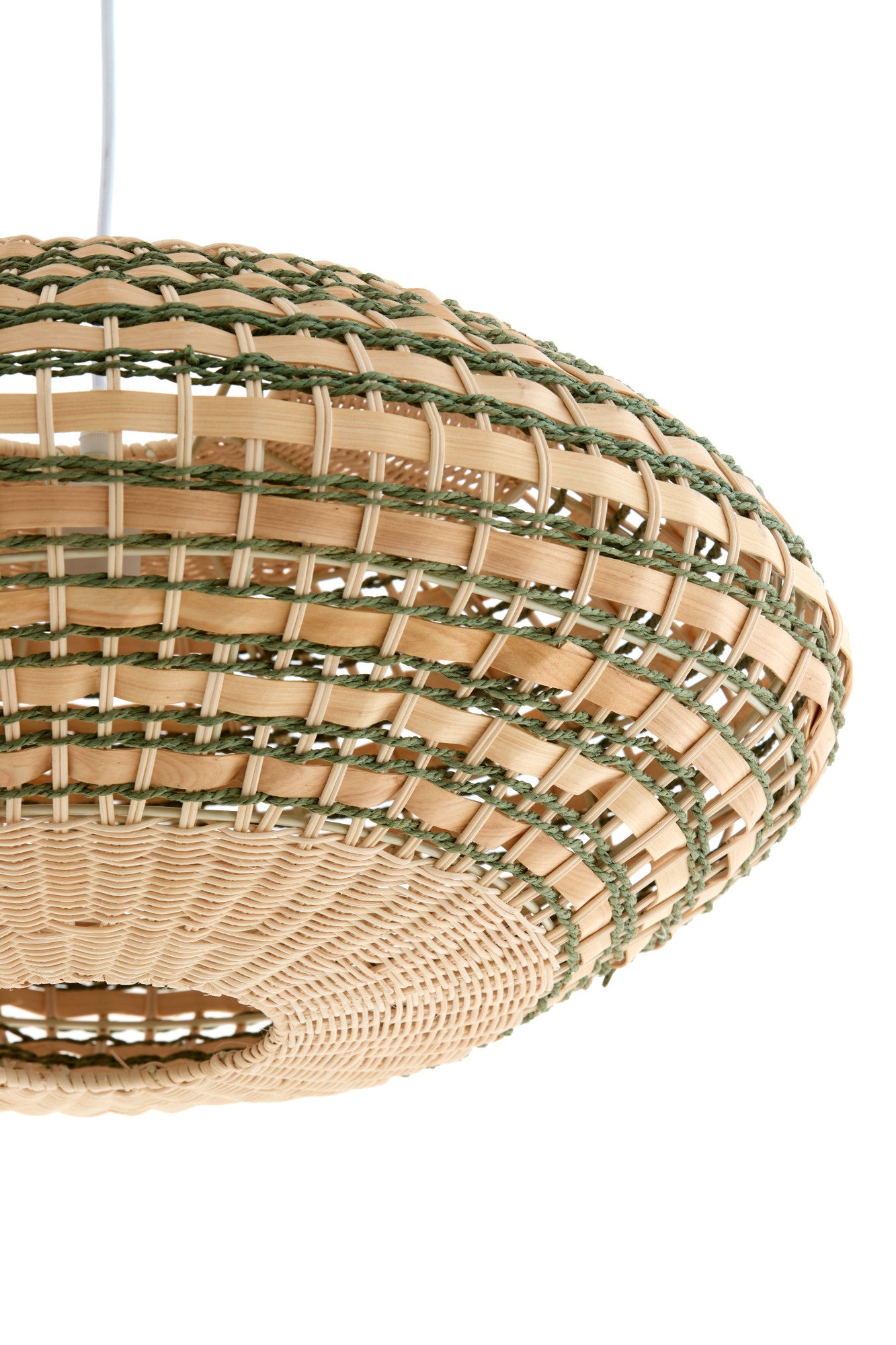 ovale-gevlochten-rotan-hanglamp-light-living-tawela-variant-image5