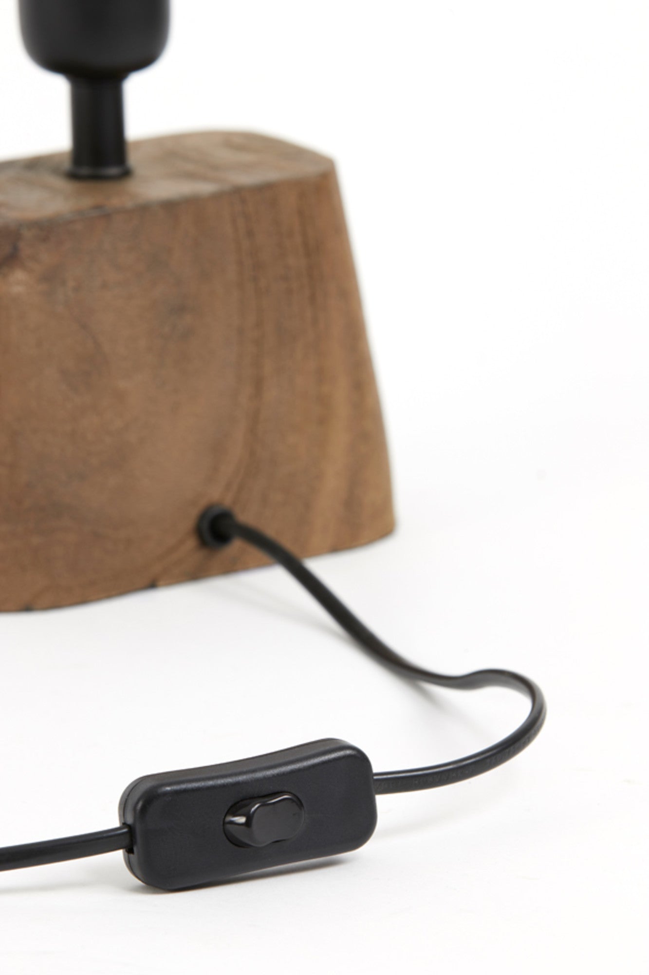 houten-lampenvoet-met-fitting-light-living-kardan-variant-image6