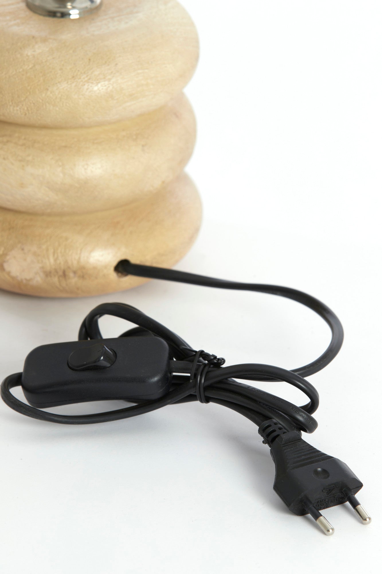 houten-lampvoet-in-modern-design-light-living-budongo-variant-image5