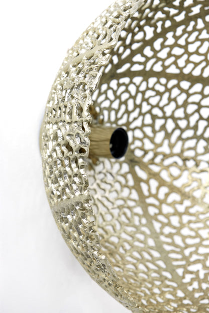 geperforeerde-gouden-lampenkap-light-living-sinula-variant-image5