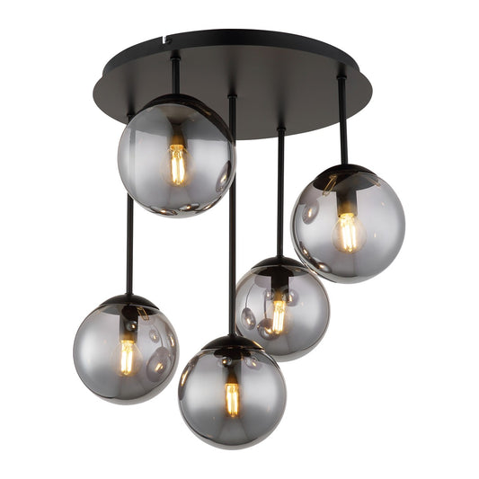 Zwarte metalen plafondlamp met vijf rookglazen bollen en ronde plafondplaat