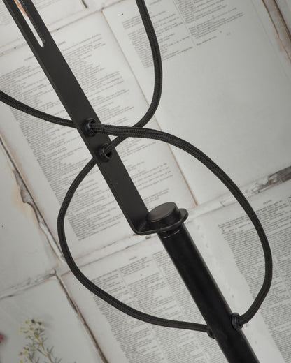 metalen-retro-vloerlamp-zwart-its-about-romi-seattle-variant-image2