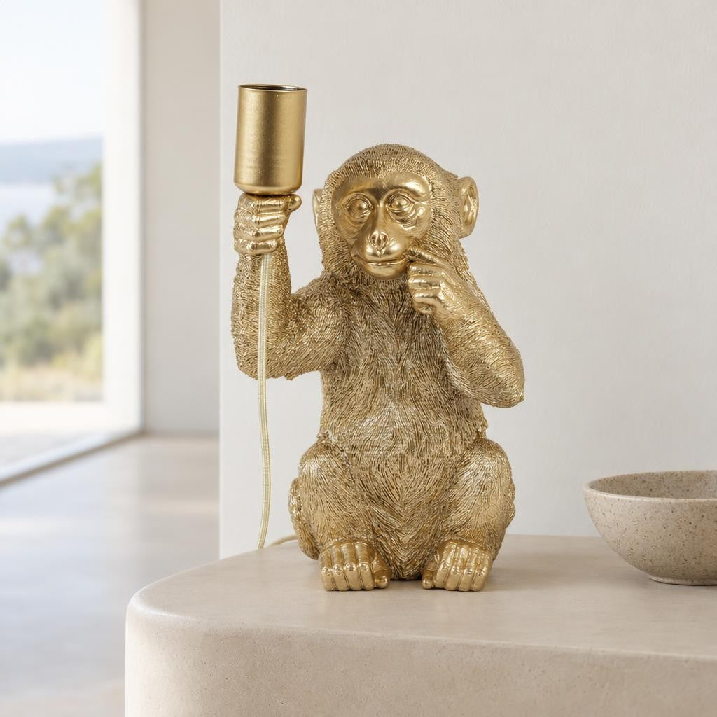 Monkey bordslampa i guld – Light & Living – miljöbild