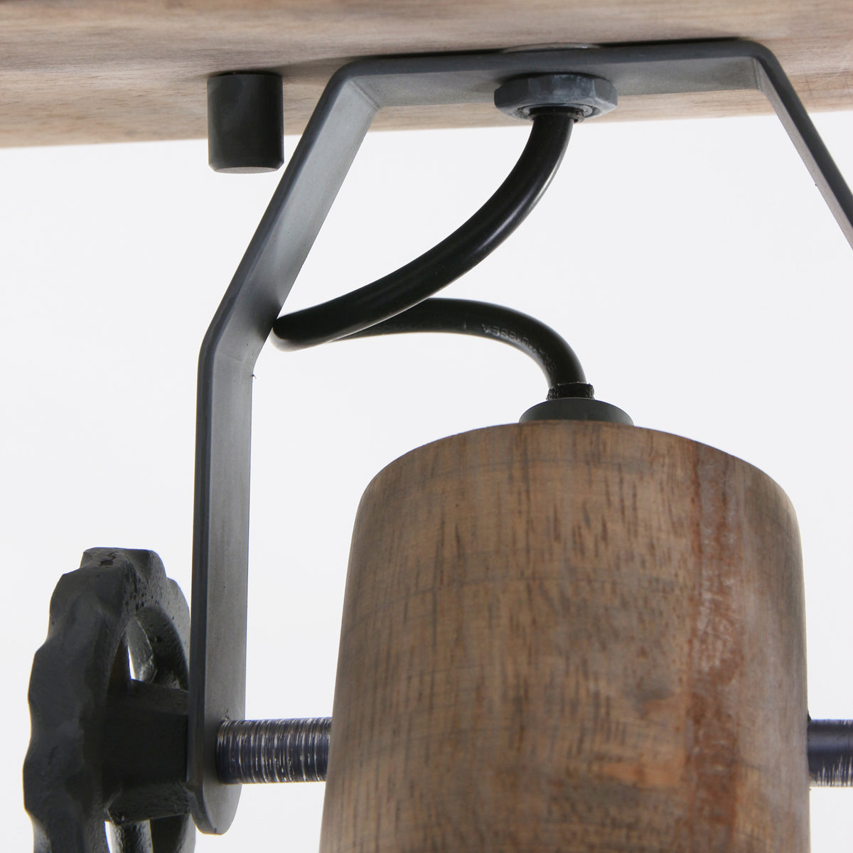 stoere-2-lichts-plafondlamp-mexlite-gearwood-variant-image11