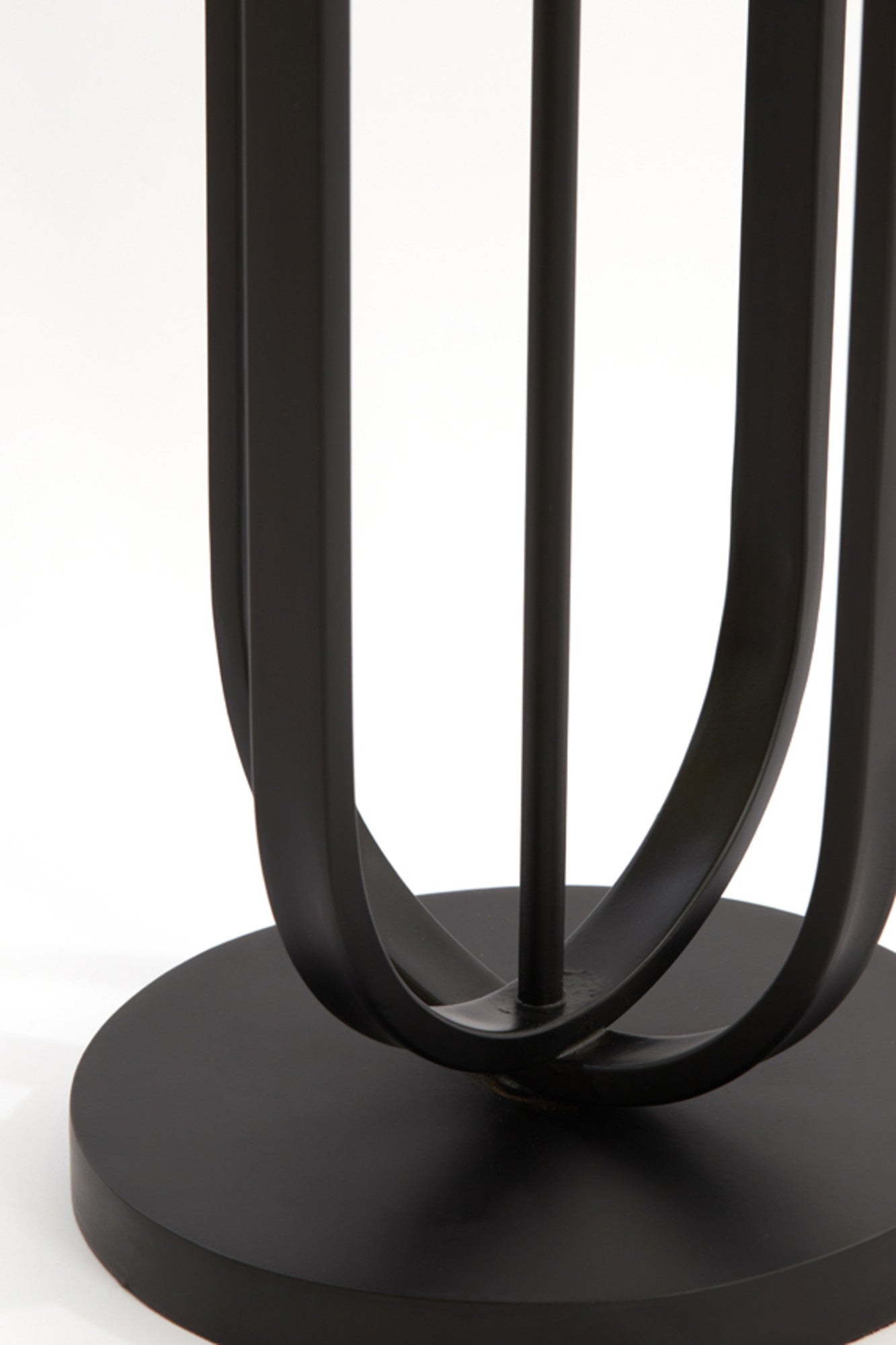 zwarte-metalen-lampvoet-light-living-aster-variant-image5