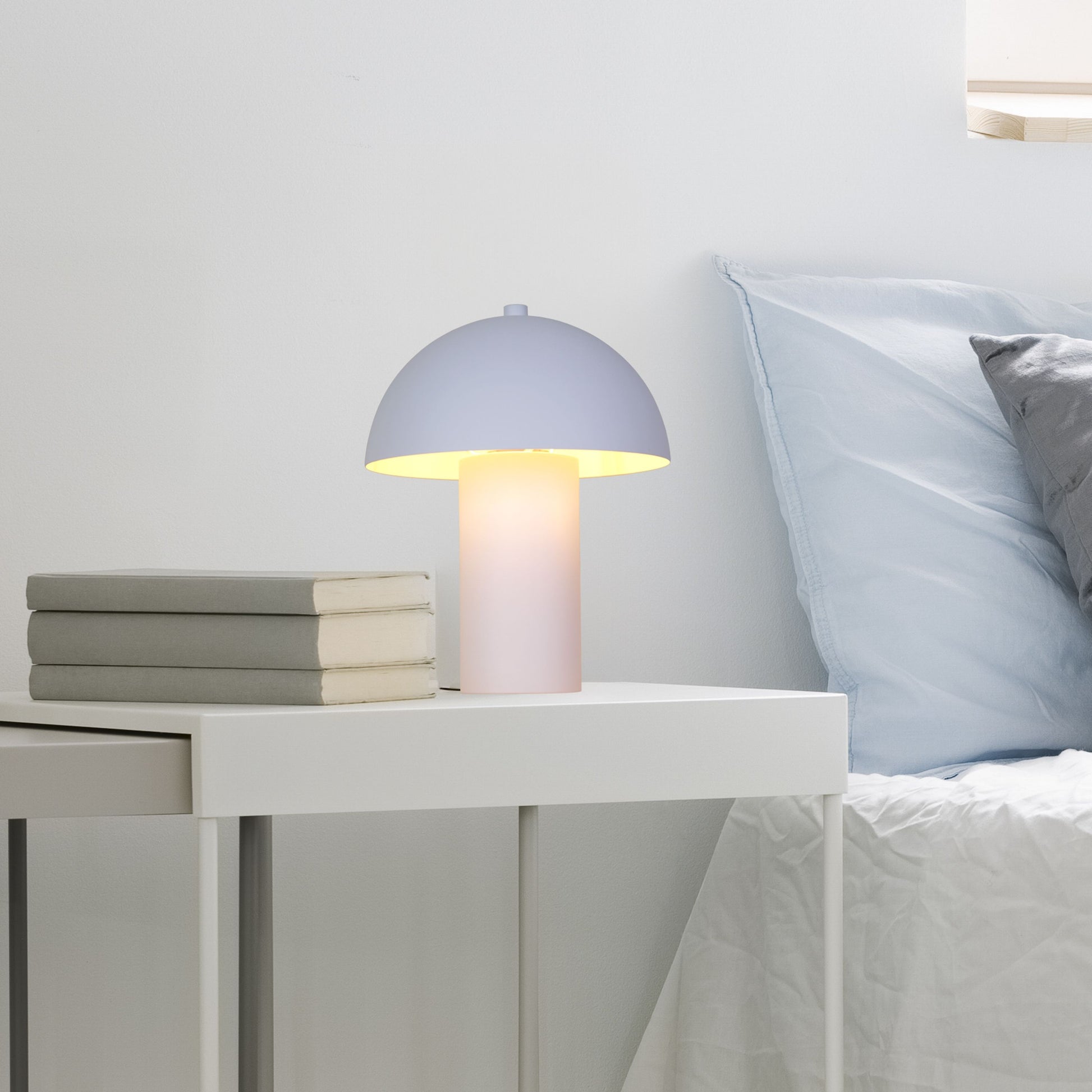 mat-witte-tafellamp-elegant-en-functioneel-bert-variant-image2