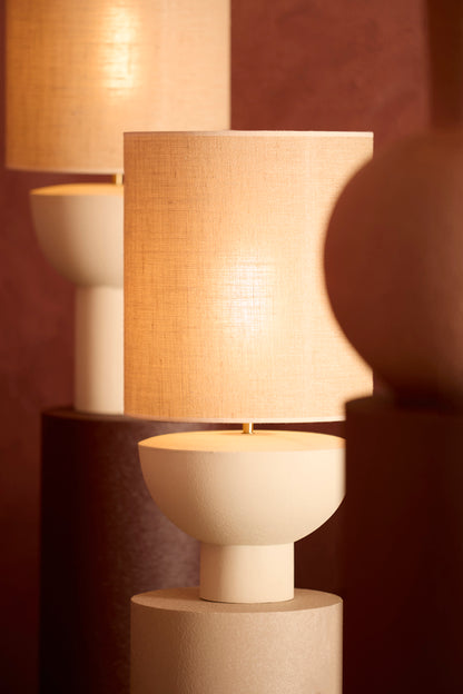 sfeervolle-witte-metalen-lampvoet-light-living-ismara-variant-image3