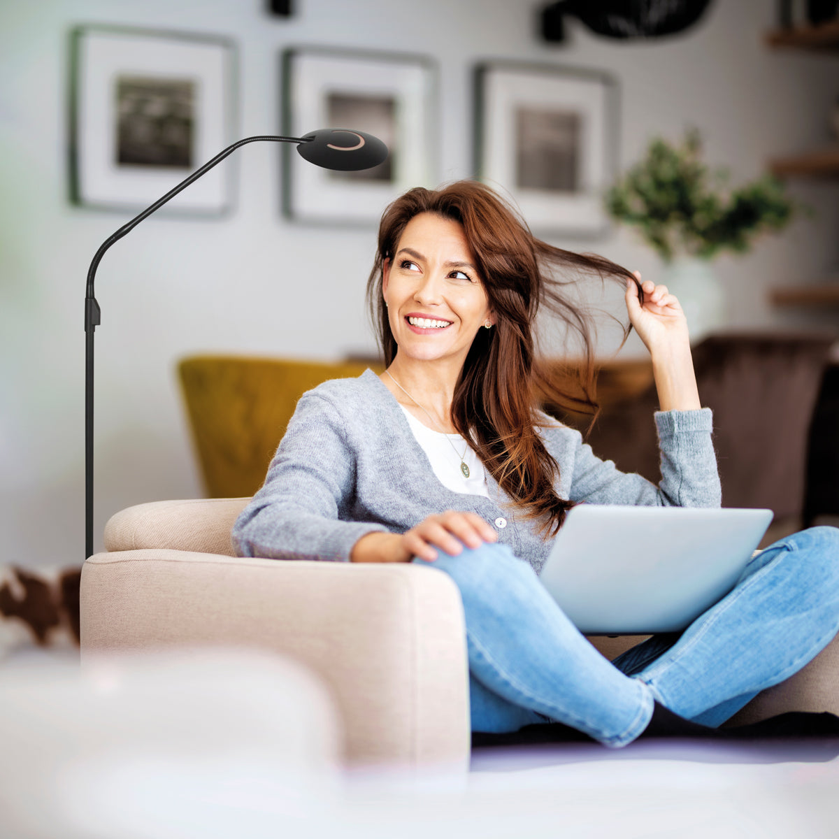 moderne-vloerlamp-zwart-met-instelbaar-licht-steinhauer-exclusive-zenith-2-variant-image3