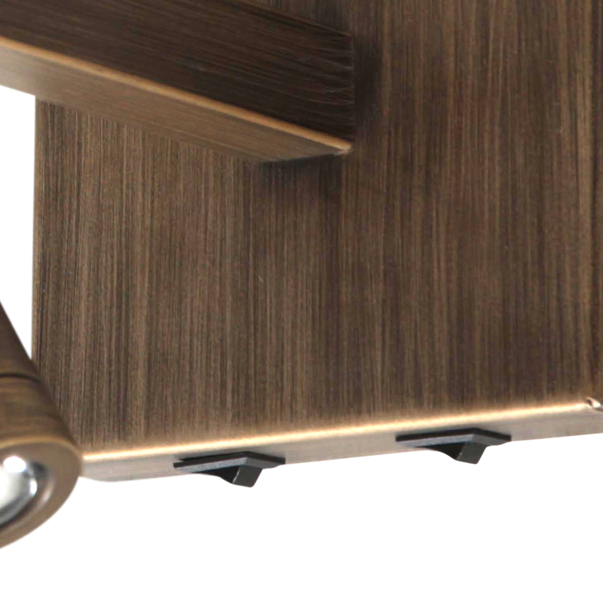 bronzen-wandlamp-met-beige-kurkstructuur-en-leeslicht-steinhauer-stang-variant-image5