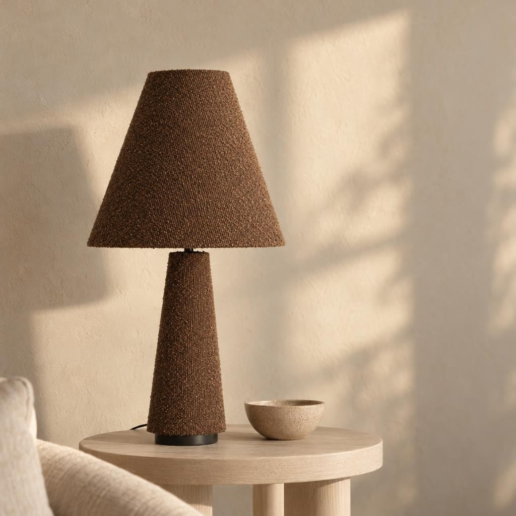 Smeđa vintage stolna lampa od tekstila Light & Living Devia – ambijentalna fotografija