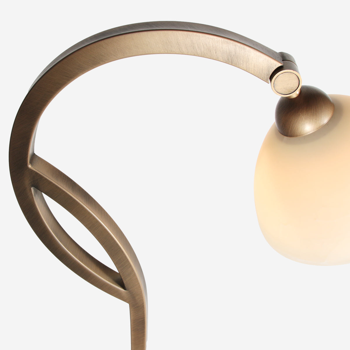 vloerlamp-met-bronzen-frame-en-glazen-sierkap-steinhauer-anthea-variant-image12