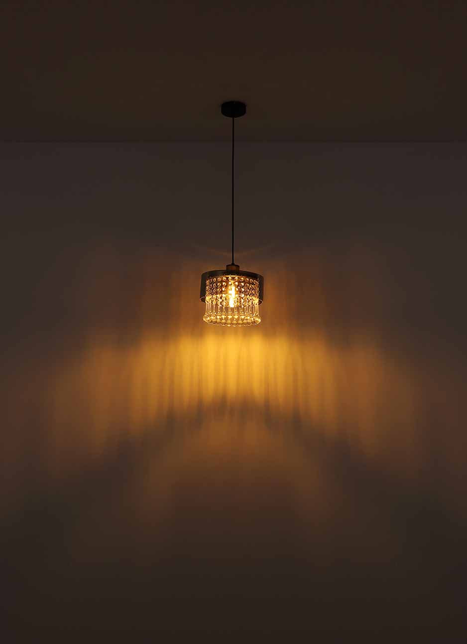 klassieke-metalen-glazen-zwarte-hanglamp-globo-hendry-variant-image2