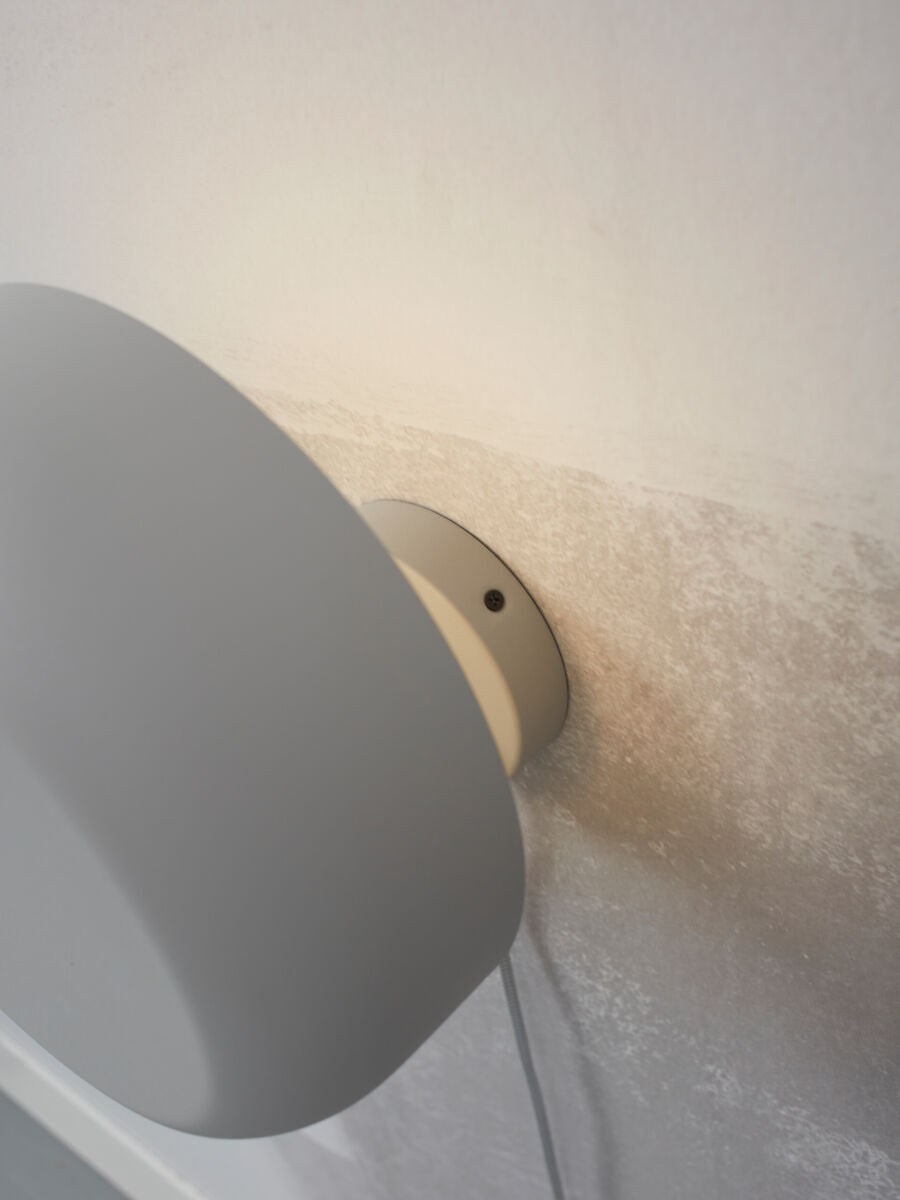 grijze-ronde-retro-wandlamp-its-about-romi-porto-variant-image5