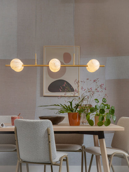 goudkleurige-hanglamp-6-dessinbol-trapeze-its-about-romi-carrara-variant-image4