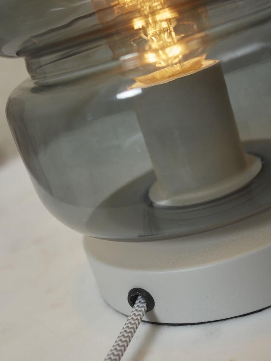 grijs-glas-klassieke-metalen-tafellamp-its-about-romi-verona-variant-image6