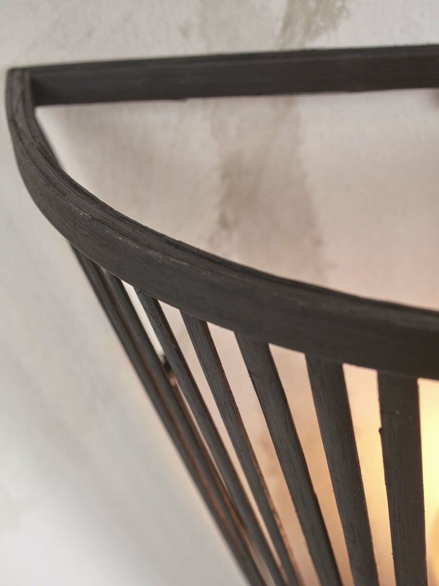 halfopen-bamboe-wandlamp-zwart-good-mojo-merapi-variant-image7