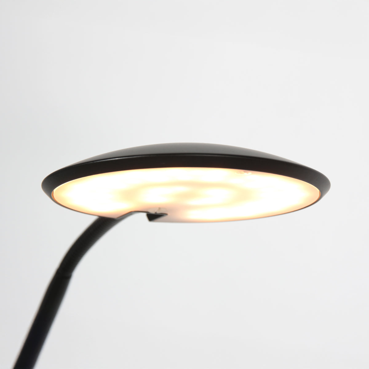 moderne-vloerlamp-zwart-met-instelbaar-licht-steinhauer-exclusive-zenith-2-variant-image10