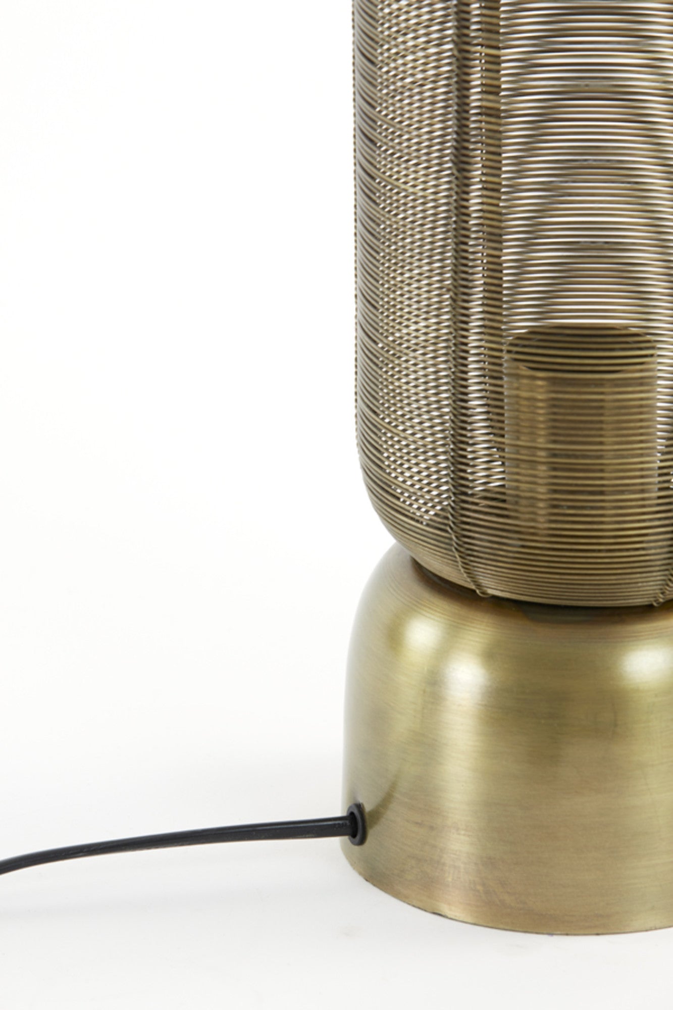 metalen-draadlamp-cilindervormig-goud-light-living-lezuza-variant-image5