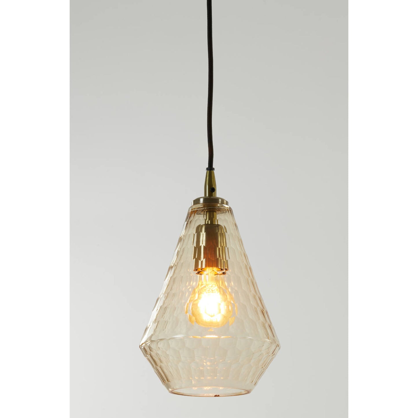 retro-gouden-rookglazen-hanglamp-light-living-delilu-variant-image1