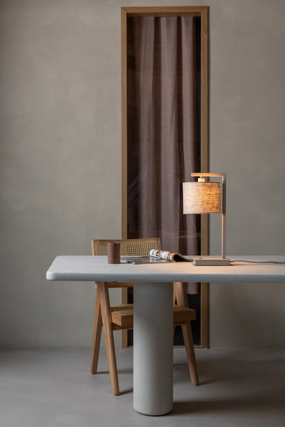 Luminária de mesa de linho em cores areia e natural It's About RoMi Boston – imagem 2