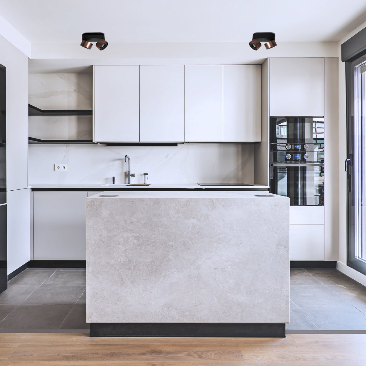 draaibare-opbouwspot-met-2-lichtpunten-brons-dimbaar-led-mexlite-fez-variant-image2